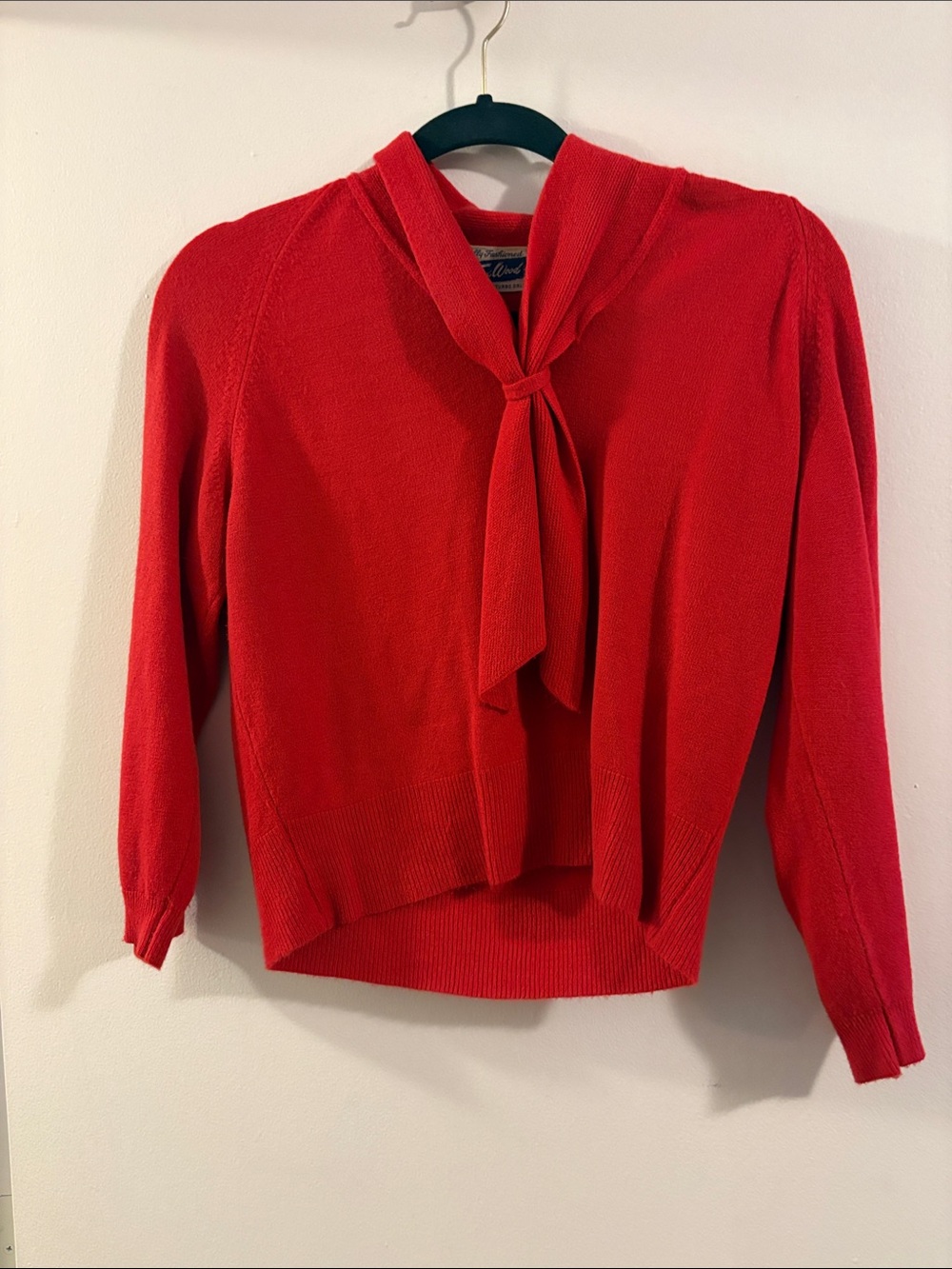 Red Tie-Neck Women’s Soft Wool/ cotton Sweater - Vintage Sz: SM/P AS-IS